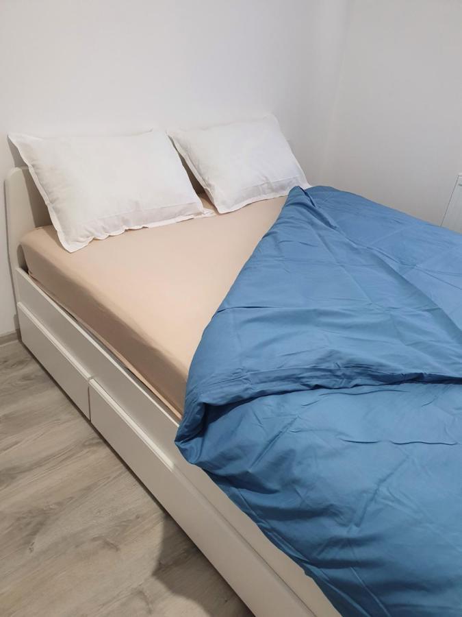 Apartament 3 Cam Grand Arena Bükreş Dış mekan fotoğraf