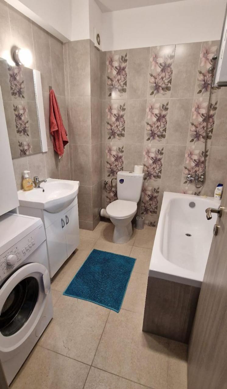 Apartament 3 Cam Grand Arena Bükreş Dış mekan fotoğraf